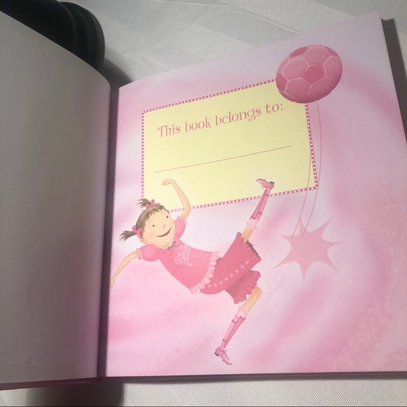 Pinkalicious π2 for $15 π - Picture 2 of 13